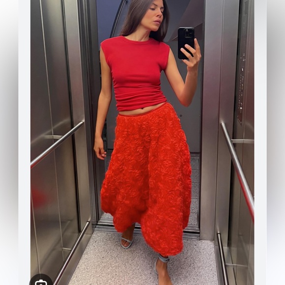 Zara long textured skirt - Picture 5 of 11